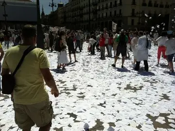 Marea blanca en Madrid contra la privatización sanitaria Marea blanca en Madrid contra la privatización sanitaria
