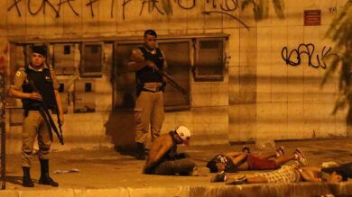 Muere un joven de 21 años tras caerse desde un puente durante una manifestación en Belo Horizonte