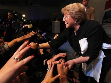 Michelle Bachelet ganadora de las primarias