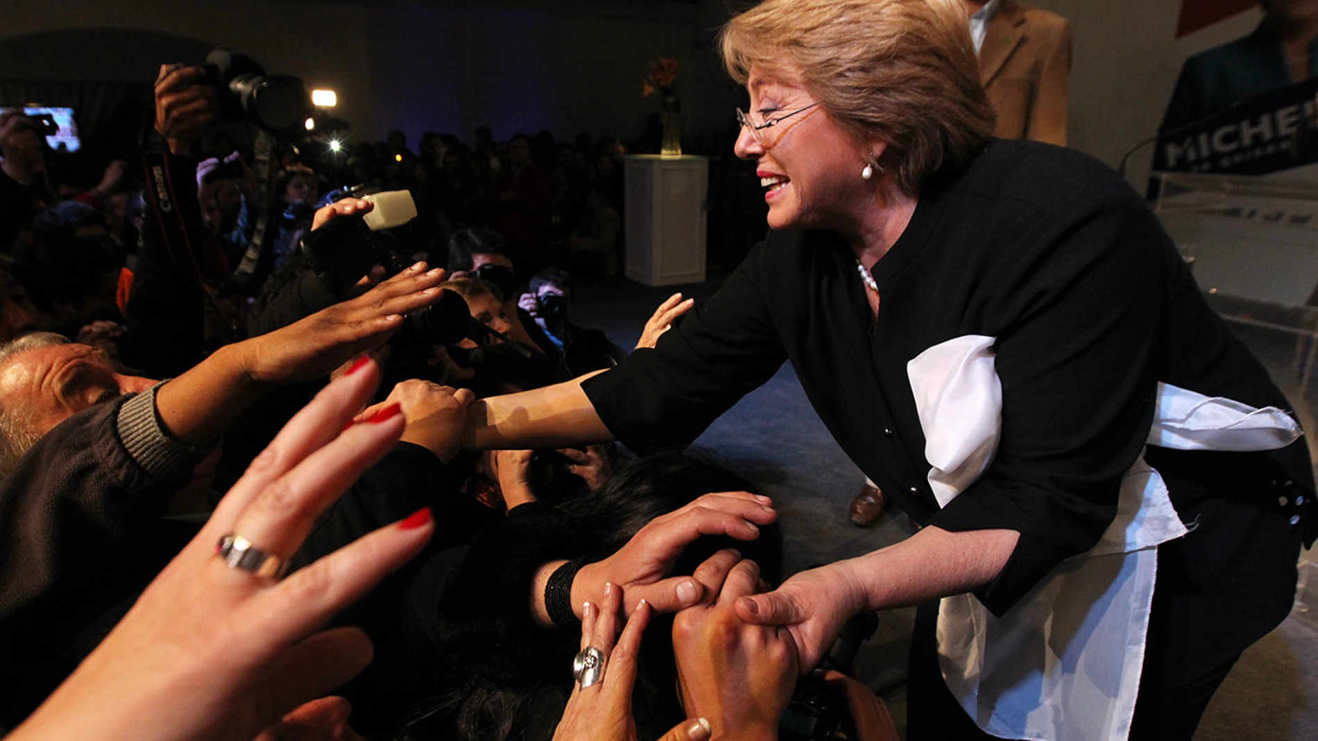 Michelle Bachelet ganadora de las primarias Michelle Bachelet ganadora de las primarias