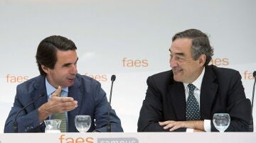 Aznar en un acto de las FAES