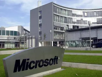 Exterior de la sede de Microsoft Exterior de la sede de Microsoft