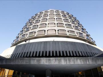 Fachada del edificio del Tribunal Constitucional en Madrid