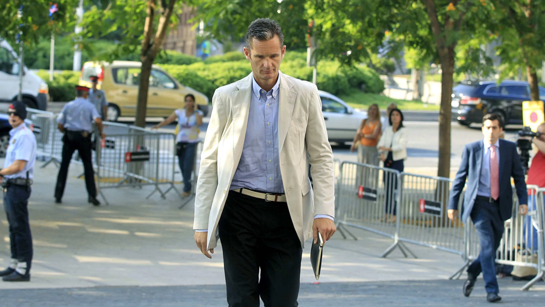 Urdangarín a su llegada a la Ciudad de la Justicia de Barcelona Urdangarín a su llegada a la Ciudad de la Justicia de Barcelona