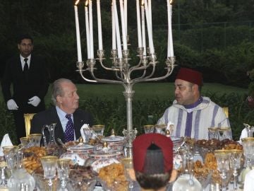 El rey Juan Carlos con el rey Mohamed VI de Marruecos