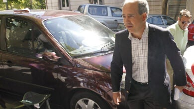Imputan al vicepresidente de un banco suizo por mover dinero del exalcalde de Boadilla