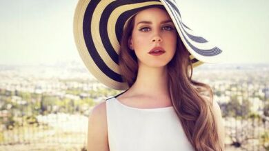 Lana del Rey suspende su gira europea por 