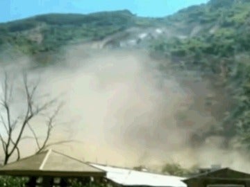 Corrimiento tierra Corrimiento tierra