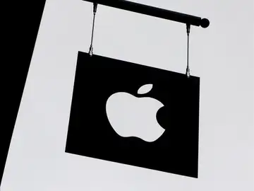 Apple Apple