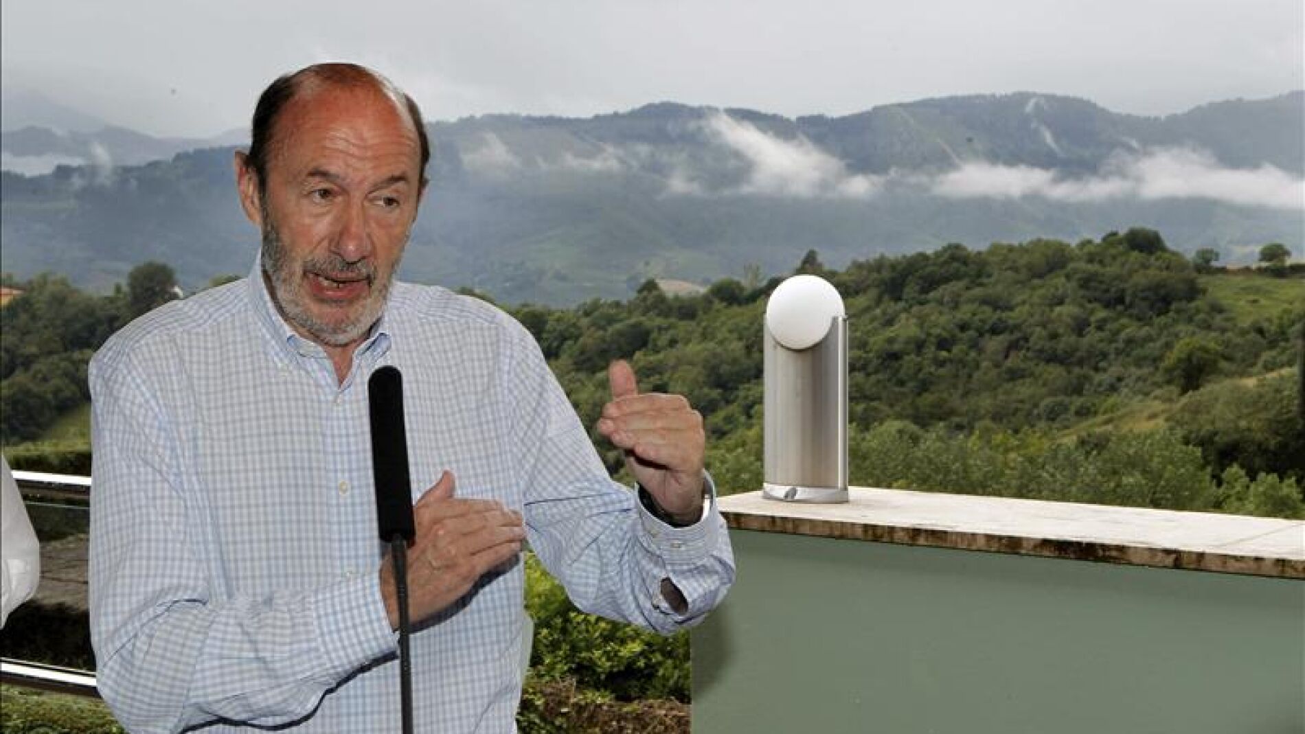 El secretario general del PSOE, Alfredo P&eacute;rez Rubalcaba