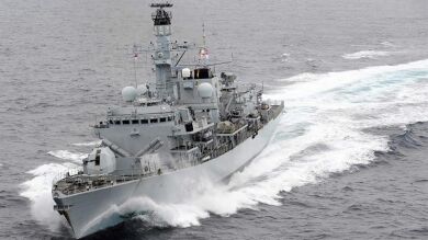 Tres barcos de guerra británicos parten de Reino Unido hacia Gibraltar