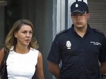 María Dolores de Cospedal abandona la Audiencia Nacional María Dolores de Cospedal abandona la Audiencia Nacional