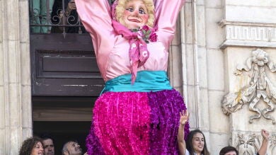 Artola lanza un 'txupinazo' alternativo en las fiestas de Bilbao