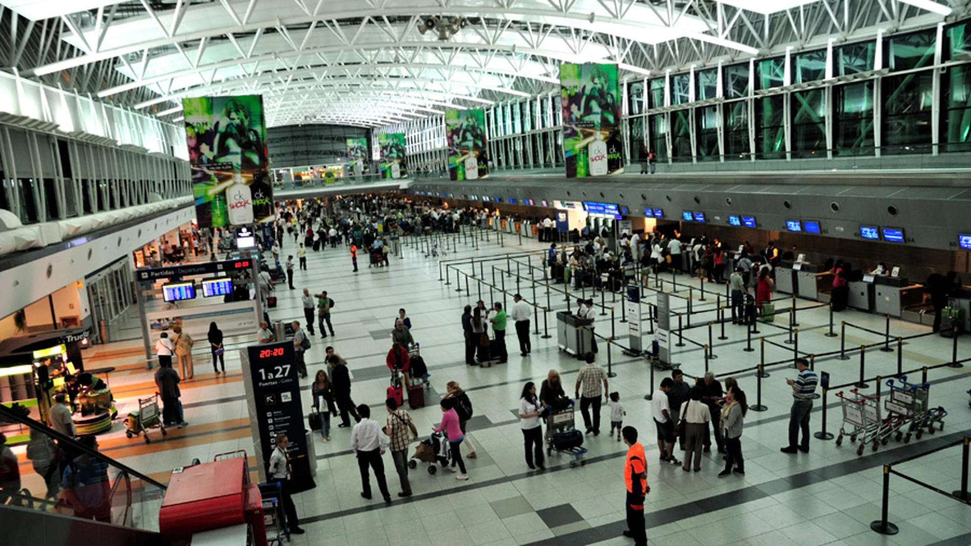Aeropuerto Internacional de Ezeiza Aeropuerto Internacional de Ezeiza