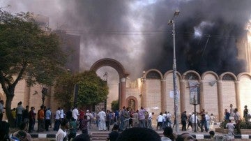 Iglesia copta incendiada