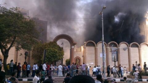 Iglesia copta incendiada