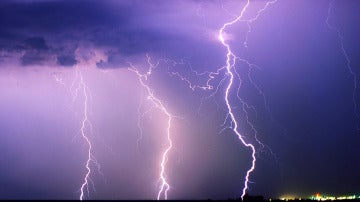 Tormenta de rayos