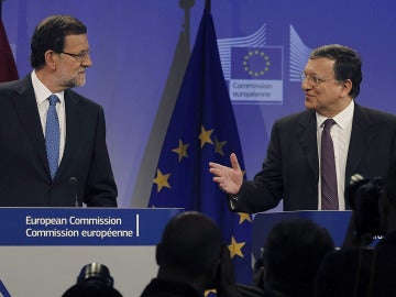 Rajoy y Durao Barroso en una comparecencia conjunto