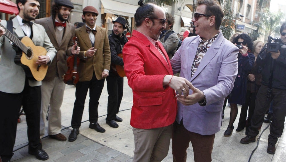 Primera boda gay pública en Uruguay