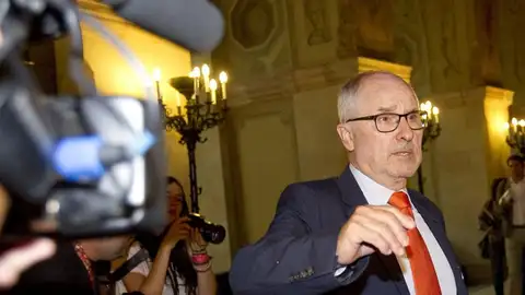 El Síndic de Greuges de Cataluña, Rafael Ribó, tras su comparecencia El Síndic de Greuges de Cataluña, Rafael Ribó, tras su comparecencia