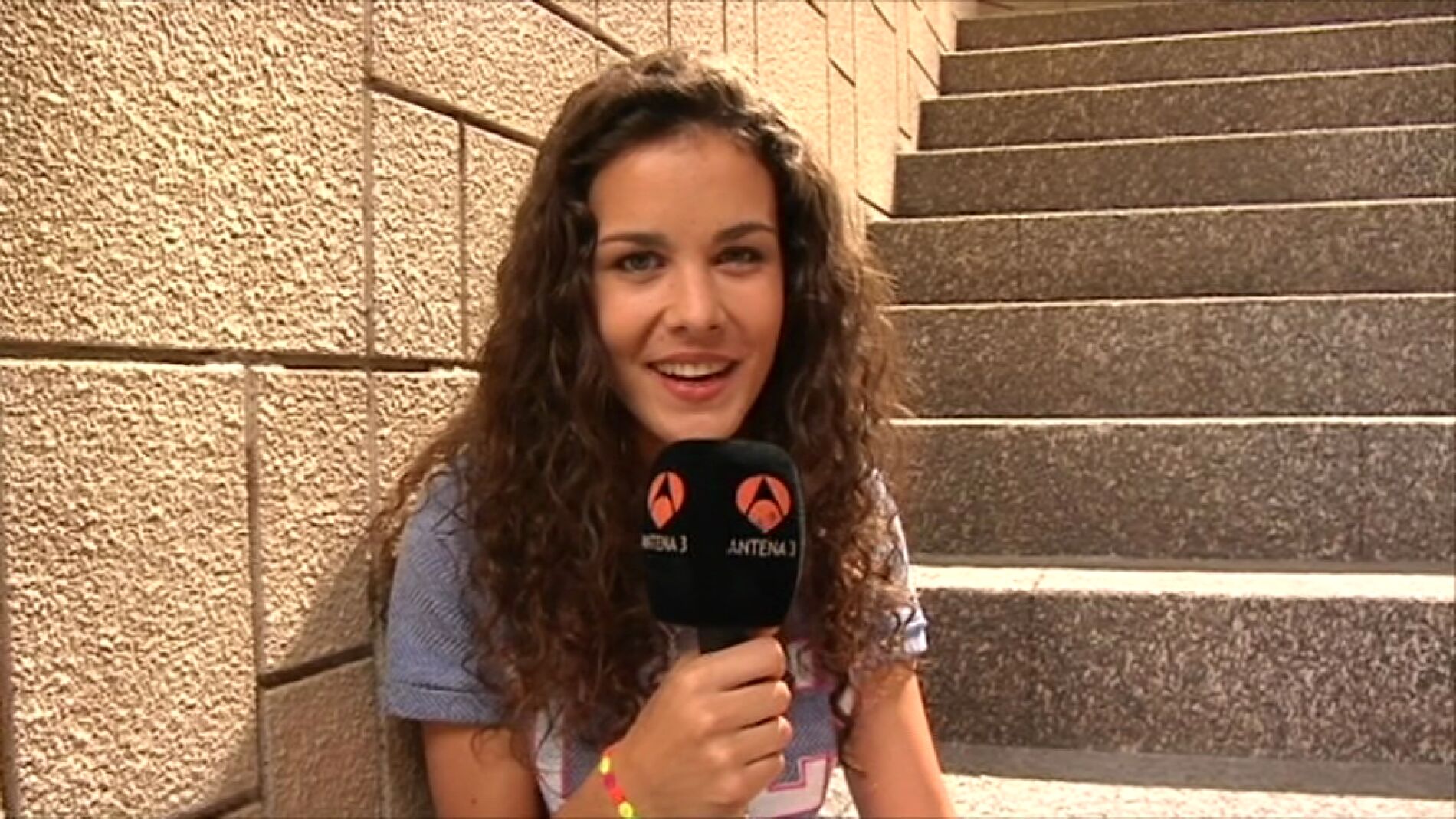 Sandra Bl&aacute;zquez: Vive Cantando es una serie que se necesita