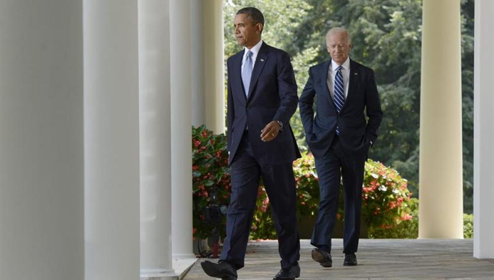 El presidente de EEUU, Barack Obama, junto a su vicepresidente, Joe Biden