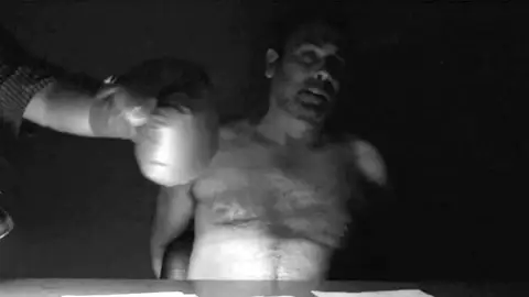 Sergio Flores, el político golpeado en un anuncio electoral Sergio Flores, el político golpeado en un anuncio electoral