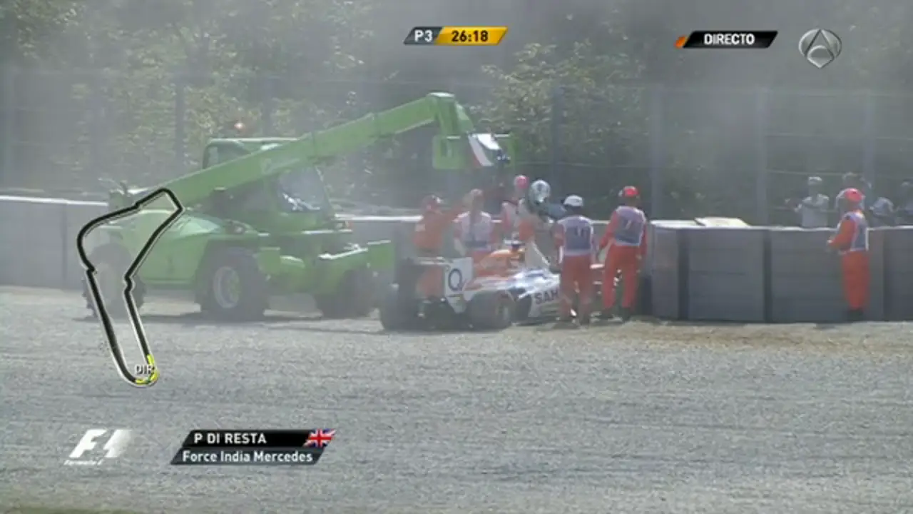 Di Resta, contra el muro en los Libres 3 de Monza