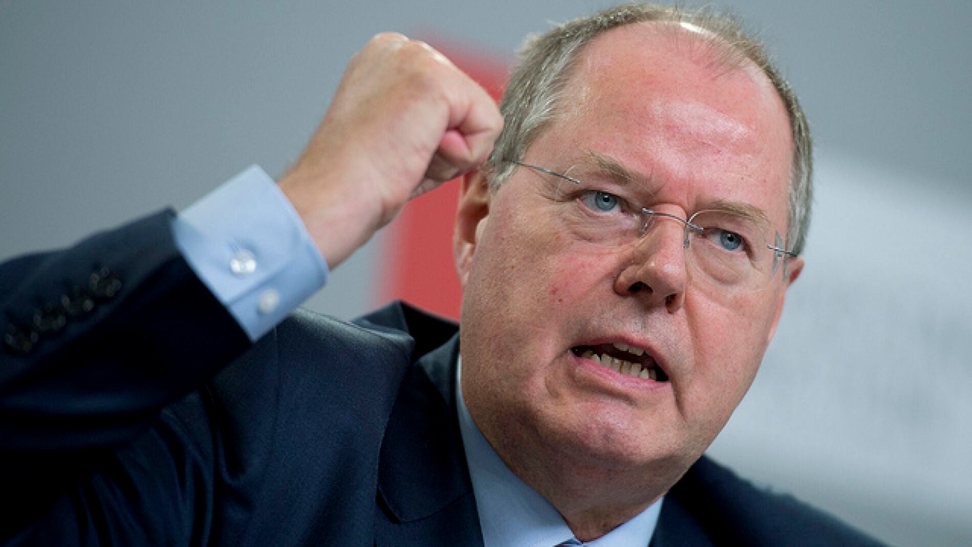 Peer Steinbr&uuml;ck.