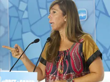 Alicia Sánchez Camacho habla ante los medios Alicia Sánchez Camacho habla ante los medios