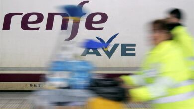 Los maquinistas convocan cuatro días de huelgas en Renfe para septiembre