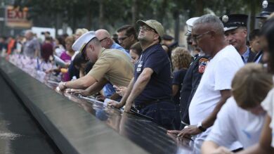 EEUU recuerda con emoción a las víctimas de las Torres Gemelas doce años después