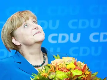 Angela Merkel reacciona a los primeros resultados de las elecciones Angela Merkel reacciona a los primeros resultados de las elecciones