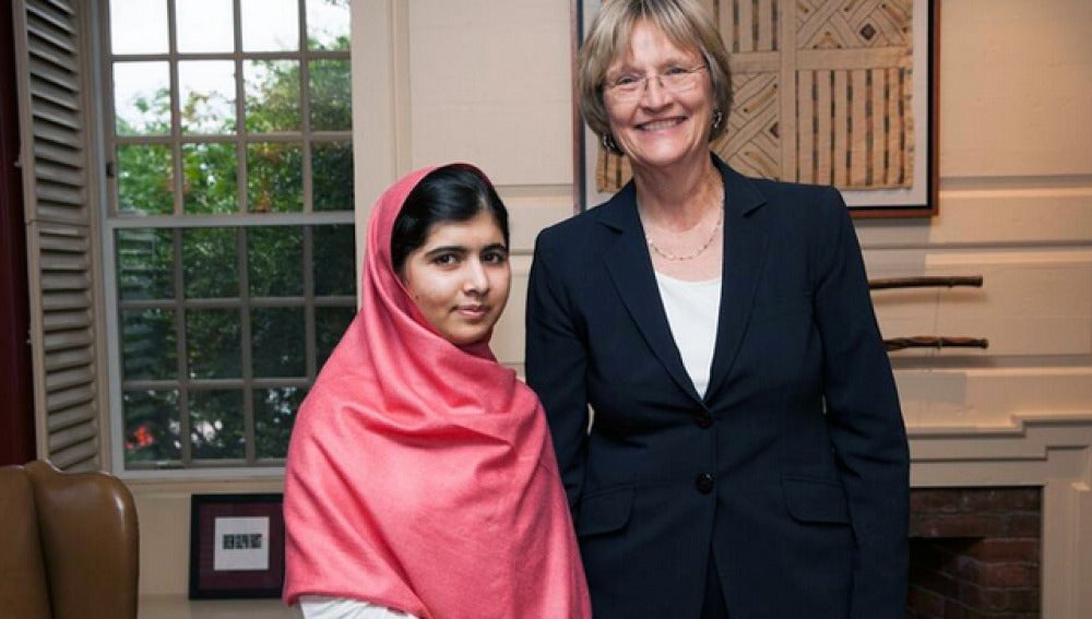Malala, con la presidenta Faust