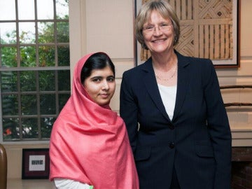 Malala, con la presidenta Faust