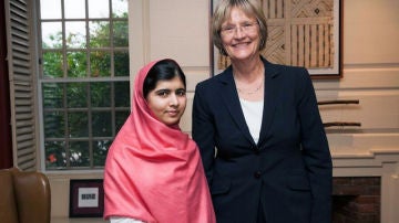 Malala, con la presidenta Faust