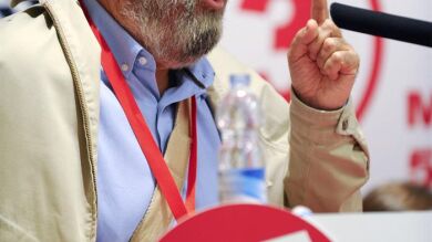 Cándido Méndez no dimite y a UGT le crecen los problemas