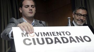 Albert Rivera y el exministro del Interior socialista Antonio Asunción presentan 'Movimiento Ciudadano'