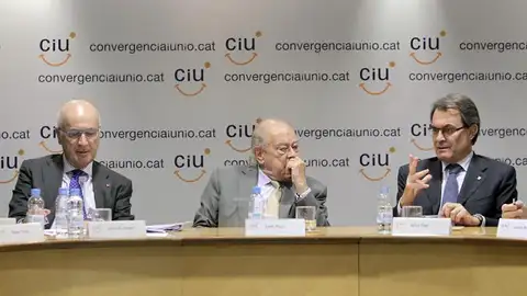 Jordi Pujol, entre Artur Mas y Josep Antoni Duran i Lleida Jordi Pujol, entre Artur Mas y Josep Antoni Duran i Lleida