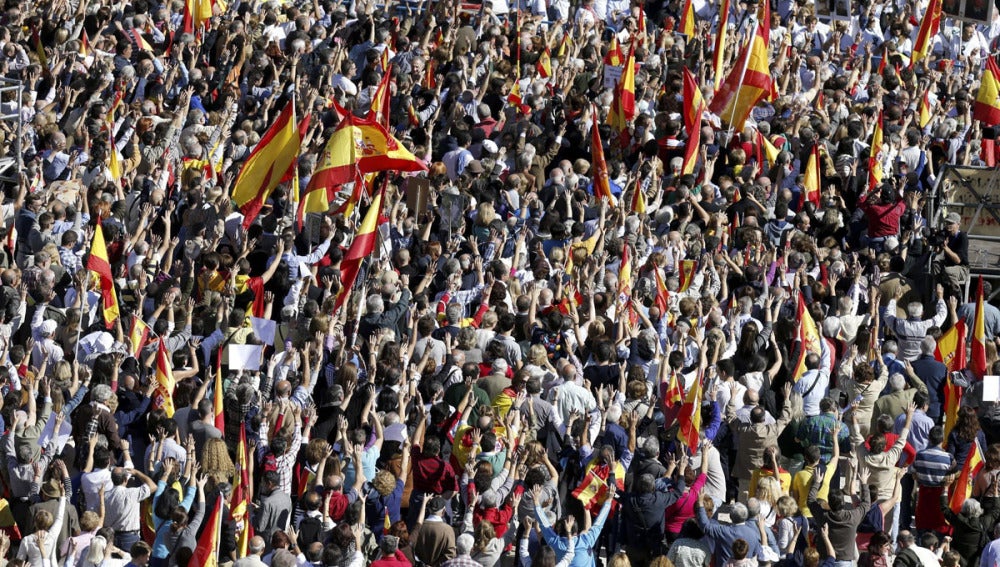 Miles de personas se concentran en Madrid
