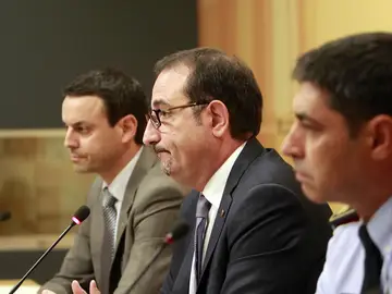 El conseller de Interior, Ramon Espadaler, da explicaciones sobre el caso El conseller de Interior, Ramon Espadaler, da explicaciones sobre el caso