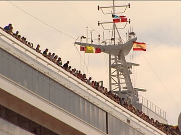 W06 FALSO ANA + CRUCEROS