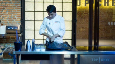 Elisabeth acepta la derrota y recoge sus cuchillos en Top Chef