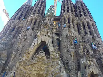 Protesta de Greenpeace en la Sagrada Familia Protesta de Greenpeace en la Sagrada Familia