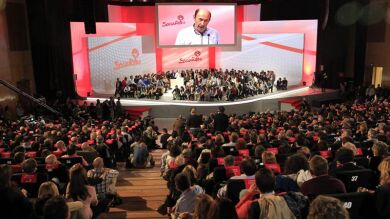 El PSOE marca como prioridad reformar la Constitución para proteger la Educación y la Sanidad