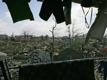 El desastre y la devastación El desastre y la devastación