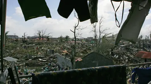 El desastre y la devastación El desastre y la devastación
