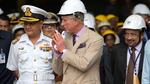 El pr&iacute;ncipe Carlos, en la India
