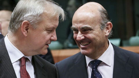 De Guindos y Olli Rehn en Bruselas