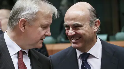 De Guindos y Olli Rehn en Bruselas De Guindos y Olli Rehn en Bruselas